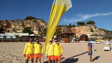 Há UV na Praia_PGrandeFerragudo|Bandeiras_completas U.V|Concessionario-PGrandeFerragudo|Concessionario-PRocha-Castelos|Concessionario-PRocha-ResOJoão|Concessionario-PVau-Sr.Fernando