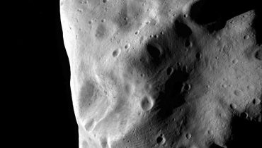 IMAGEM-Foto-do-asteroide-Lutetia-obtida-na-altura-da-maior-aproximação-da-sonda-da-Agência-Espacial-Europeia-ESA-Rosetta-a-este-asteroide|Nuno-Peixinho