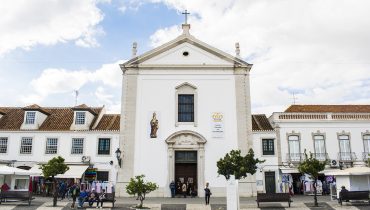 Igreja-VRSA-GD18|Covid-19_Campanha prevenção_Município de VRSA