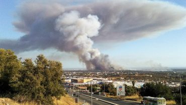 Incêndio Gambelas visto de Loulé
