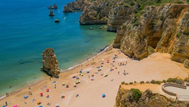 Lagos_praias_turismo_Turistas_FOTO Turismo do Algarve
