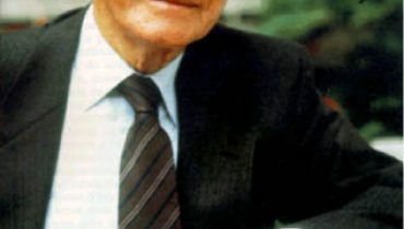 Manuel Viegas Guerreiro