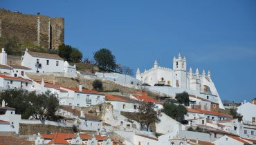 Mertola_igreja e castelo