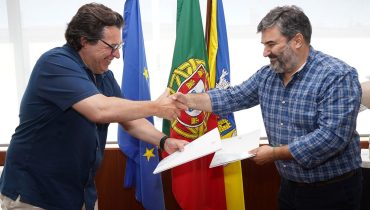 Miguel Castro Neto (Nova IMS) e Hugo Henrique Pereira (Presidente da Câmara de Lagos)_OCS