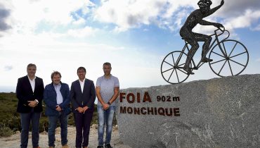 Monumento do ciclista na Foia_1|Monumento do ciclista na Foia_3|Monumento do ciclista na Foia_2
