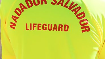 Nadador salvador verao praia_bc