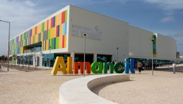 Pavilhão Multiusos 25 de Abril. Almancil. MC