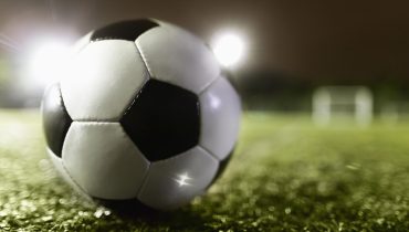 Relvado Futebol Bola_ Depositphotos