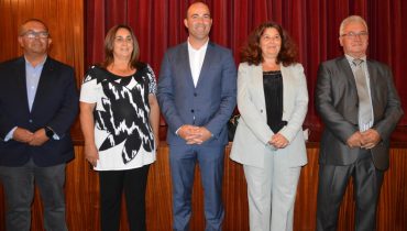 Rute Silva e os novos vereadores_er|Luciano Rafael e as duas secretárias da AM_er|Rute Silva a discursar_er