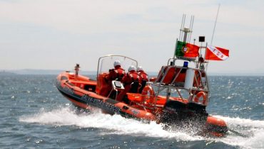 SR-33_Salva Vida Sagres|Três inglesas salvas em Sagres