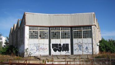 Secção Museológica Ferroviária de Lagos_ac_02|Secção Museológica Ferroviária de Lagos_ac_08|Antiga Estação de Lagos abandonada_ac_02|Secção Museológica Ferroviária de Lagos_ac_04|A Secção Museológica em 2012|A Secção Museológica na atualidade (Custom)|Secção Museológica Ferroviária de Lagos_ac_01|Secção Museológica Ferroviária de Lagos_ac_02|Secção Museológica Ferroviária de Lagos_ac_03|Secção Museológica Ferroviária de Lagos_ac_04|Secção Museológica Ferroviária de Lagos_ac_05|Secção Museológica Ferroviária de Lagos_ac_06|Secção Museológica Ferroviária de Lagos_ac_07|Secção Museológica Ferroviária de Lagos_ac_08|Secção Museológica Ferroviária de Lagos_ac_09|Secção Museológica Ferroviária de Lagos_ac_01|Secção Museológica Ferroviária de Lagos_ac_02|Secção Museológica Ferroviária de Lagos_ac_03|Secção Museológica Ferroviária de Lagos_ac_04|Antiga Estação de Lagos abandonada_ac_01|Antiga Estação de Lagos abandonada_ac_02|Antiga Estação de Lagos abandonada_ac_03|Antiga Estação de Lagos abandonada_ac_04|Antiga Estação de Lagos abandonada_ac_05|Antiga Estação de Lagos abandonada_ac_06|Antiga Estação de Lagos abandonada_ac_07|O sol brilha sobre a velha e nova estações