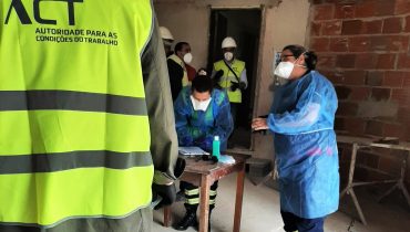 Testagem em Estaleiro de Obras Portimão|conferencia_imprensa_covid_delegada_reginal_de_saude_do_algarve_ana_cristina_guerreiro_pl-2