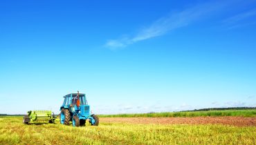 Trator_maquina agricola_Depositphotos_24528467_L