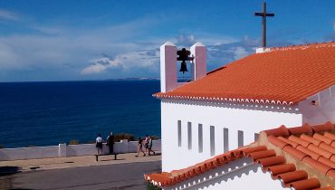 Turismo_turistas_algarve_carvoeiro_01