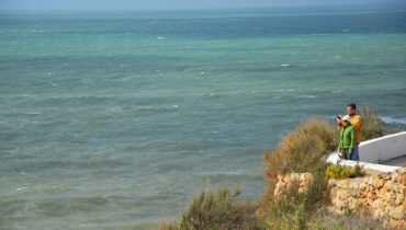 Turistas_turismo_costa_litoral