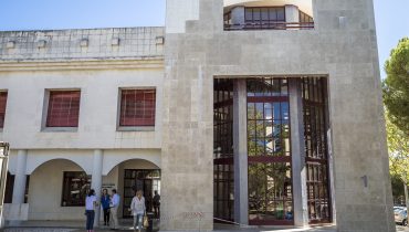 Universidade do Algarve-UALG-Gambelas-Faculdade de Ciéncias Humanas e Sociais-FCHS-PS51