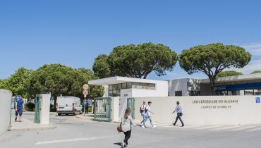 Universidade do Algarve-UALG-Gambelas-Entrada-GD1