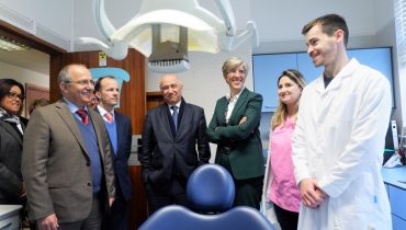 Visita Secretária de Estado Saúde Loulé Dentistas (4)|Paulo Morgado e Raquel Duarte Secretária de Estado da Saúde|Visita Secretária de Estado Saúde Loulé Dentistas (2)