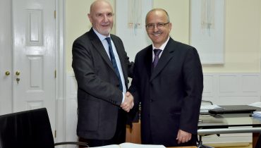 Visita do Embaixador da Argentina Oscar A. Moscariello a Cidade de Loulé - C.M.Loule - Mira (2)|Visita do Embaixador da Argentina Oscar A. Moscariello a Cidade de Loulé - C.M.Loule - Mira (1)
