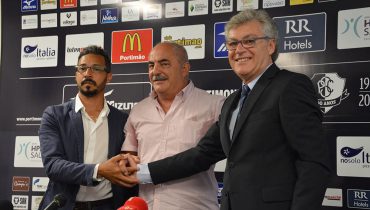 Vitor Oliveira_apresentação no Portimonense|Vitor Oliveira_apresentação no Portimonense 2|Vítor Oliveira|plantel do portimonense
