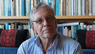 amos oz
