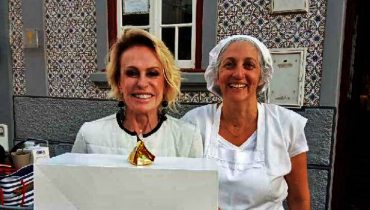 ana maria braga na casa da isabel 1|ana maria braga com antonio aleixo|ana maria braga na casa da isabel 2