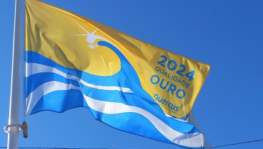 bandeira ouro 2024 hasteada
