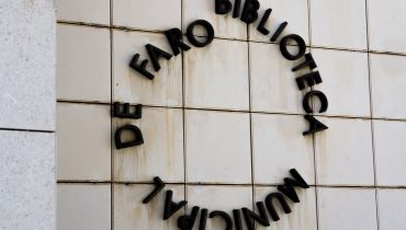 biblioteca municipal faro rd-8|ultimo silencio