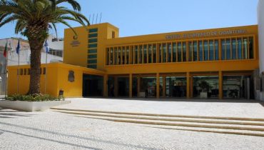 centro autárquico de quarteira