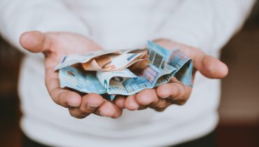 Inflação-dinheiro-euros