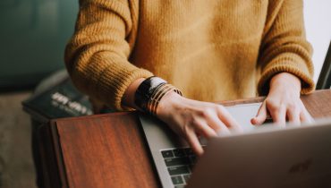 computador- universidade - investigador -unsplash