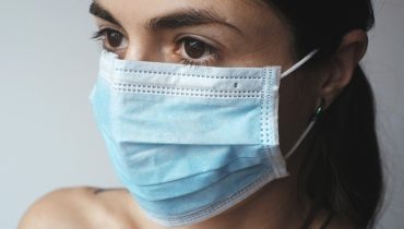 coronavirus mascara covid 19