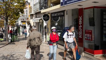 covid_pandemia_virus_pessoas_mascaras_loule_fc-11