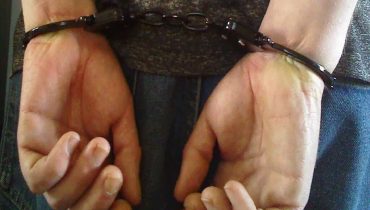 detido algemas crime