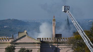 fonte da pipa incendio (11)|fonte da pipa incendio (1)|fonte da pipa incendio (4)|fonte da pipa incendio (10)