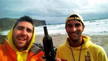 garrafa-aljezur-2-e1474967149677|garrafa aljezur 2|garrafa aljezur 3|garrafa aljezur 4|garrafa aljezur|Message in the bottle
