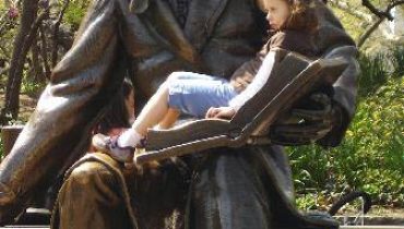 hans-christian-andersen1