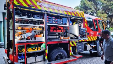 novo carro de bombeiros de monchique3|novo carro de bombeiros de monchique2|novo carro de bombeiros de monchique