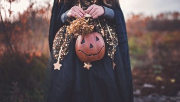 hallowen-unsplash|CMA-Halloween-LED-720x480px-AF
