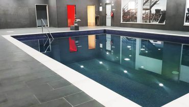 piscina interior aquecida|sala musculação