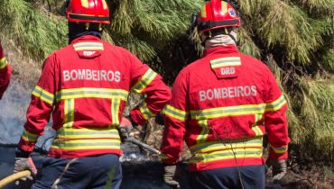 rescaldo_incendio__sapadores_de_faro_bombeiros_helicoptro_fl-7