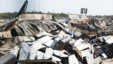 retail destruído